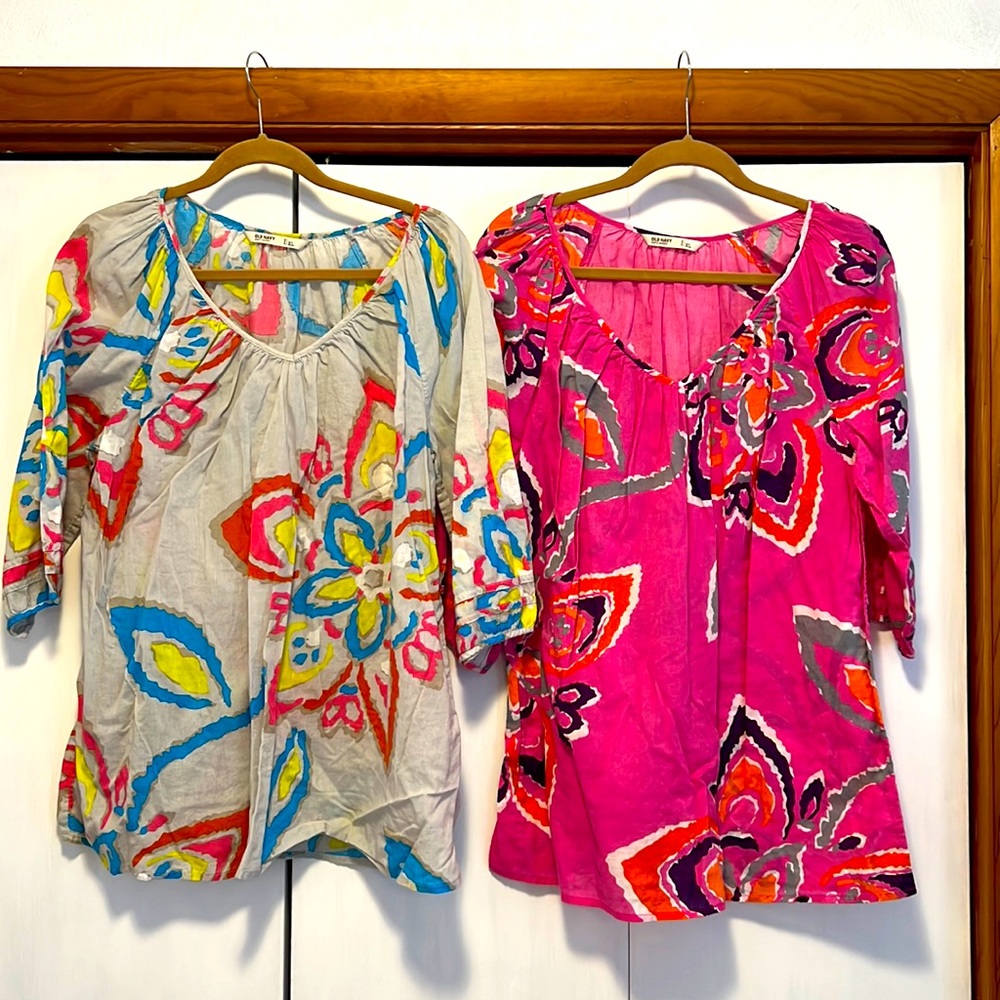 Bundle of two womens old navy shirts size XL